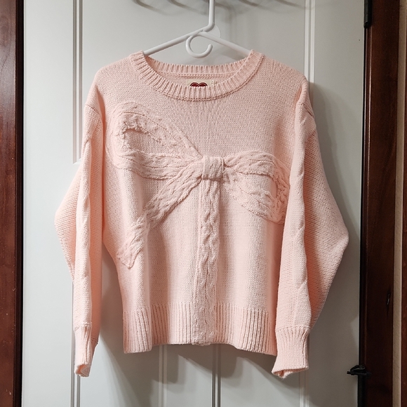 Lovlov Sweaters - NWT Boutique Sweater with Bow Detail - S